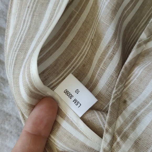 BCBG Max Azria Asymmetrical Skirt Size 10 - Picture 7 of 7